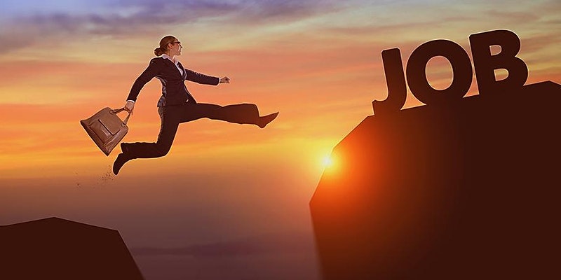 What jobs can you find in clinical research and regulatory affairs?