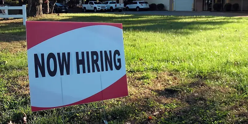 How to attract and retain the best people for your jobs